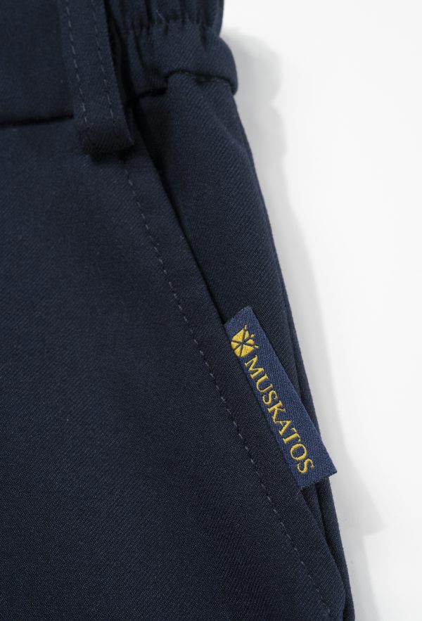 Granatowe spodnie chłopięce