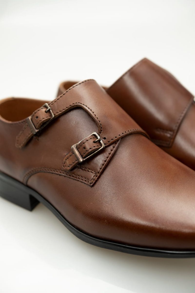 Brązowe skórzane buty Monki