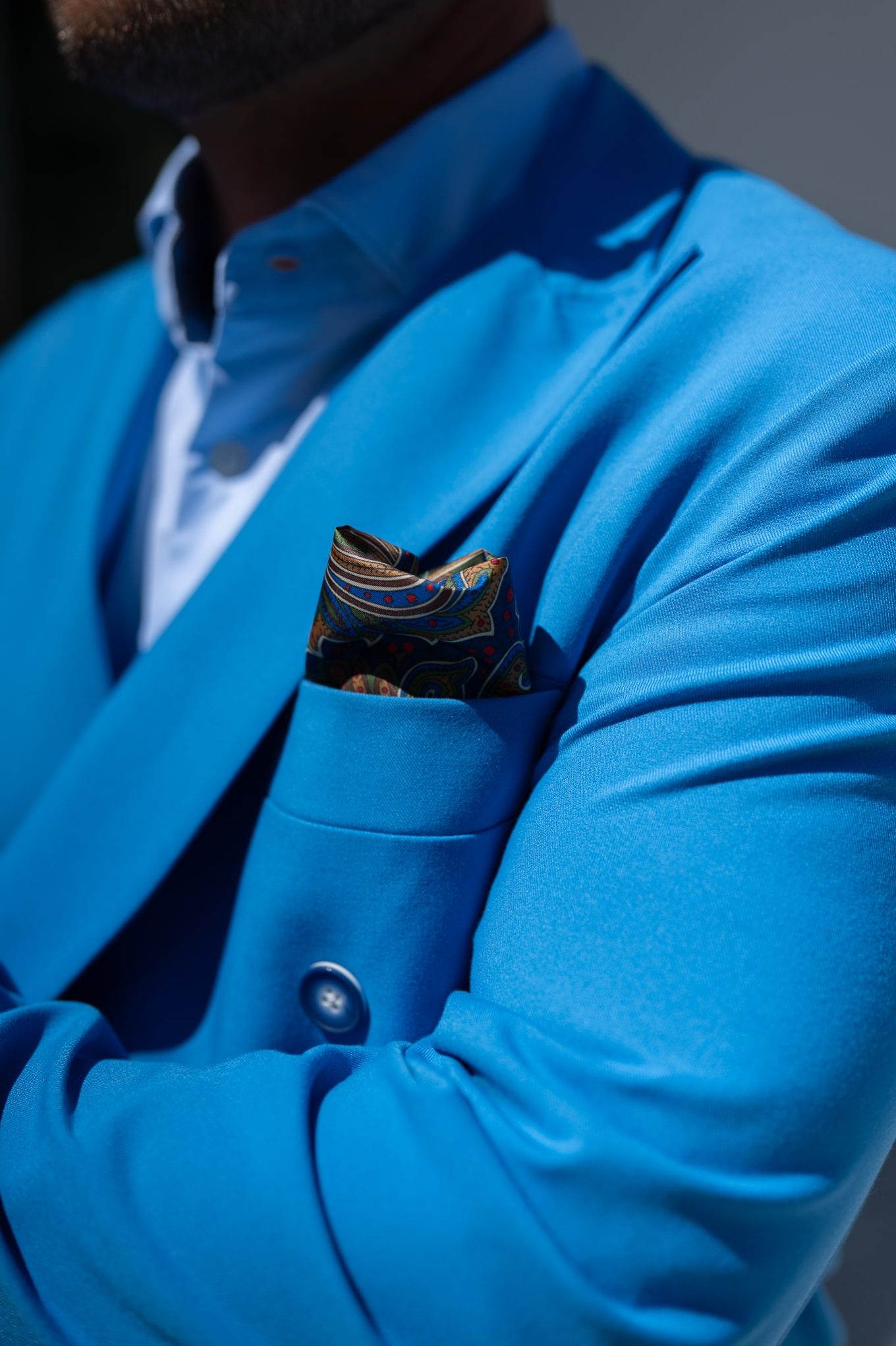 Garnitur męski dwurzędowy błękitny Garnitur męski dwurzędowy błękitny