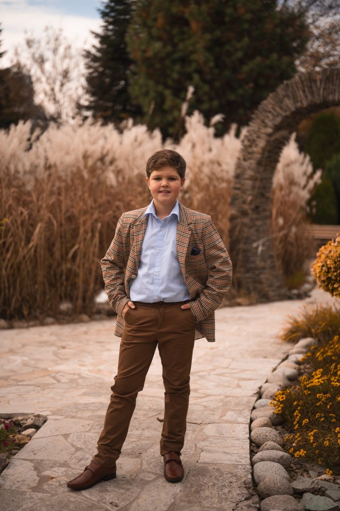 Kolory jesieni w modzie chłopięcej