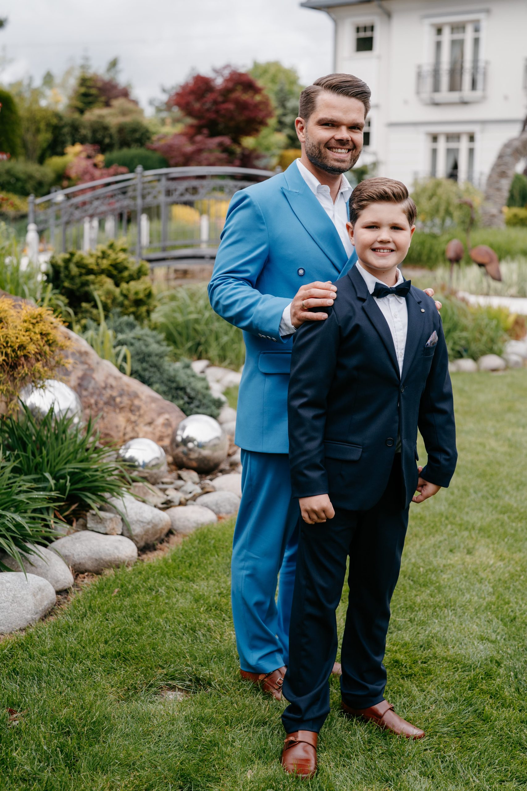 Stylizacje chłopięce, stylizacje tata i syn. stylizacje dla chłopców, garnitury chłopięce, muskatos