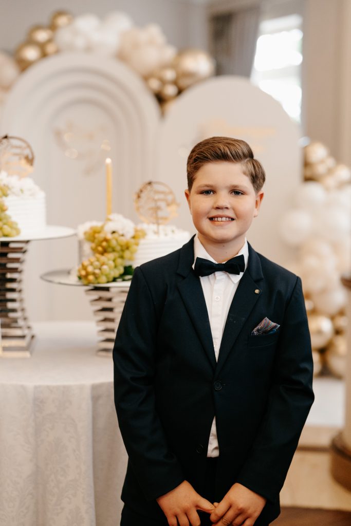 Kolory garniturów komunijnych